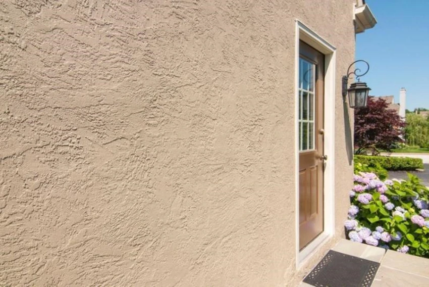 Чем отделать фасад дома?